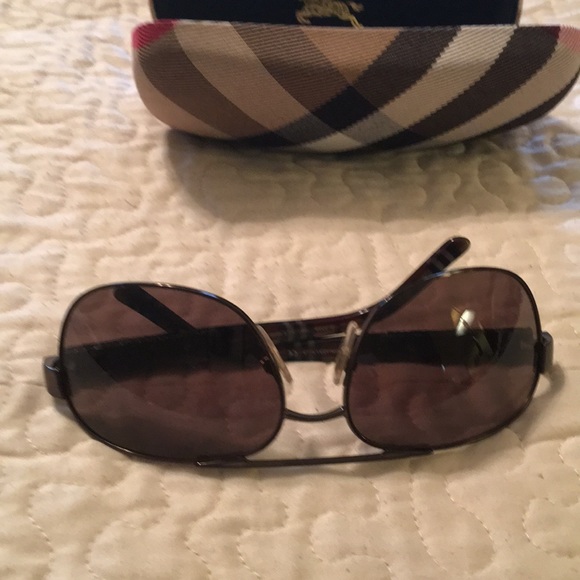 Burberry sunglasses